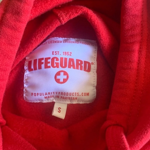 Lifeguard cropped hoodie - Picture 3 of 3